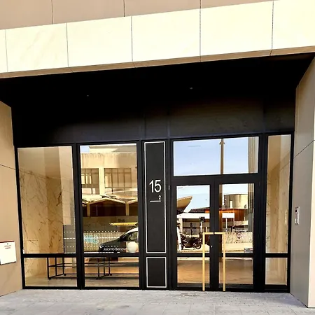 Ocean View Balcony - New 3bed 6pax Διαμέρισμα