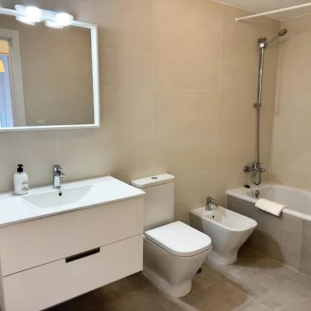 Ocean View Balcony - New 3bed 6pax Διαμέρισμα *