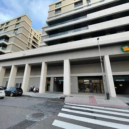 Ocean View Balcony - New 3bed 6pax Βίγκο