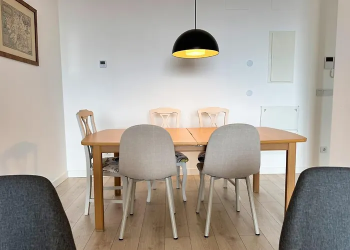 Ocean View Balcony - New 3bed 6pax Apartman