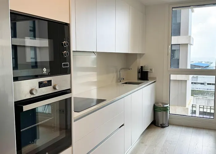 Ocean View Balcony - New 3bed 6pax