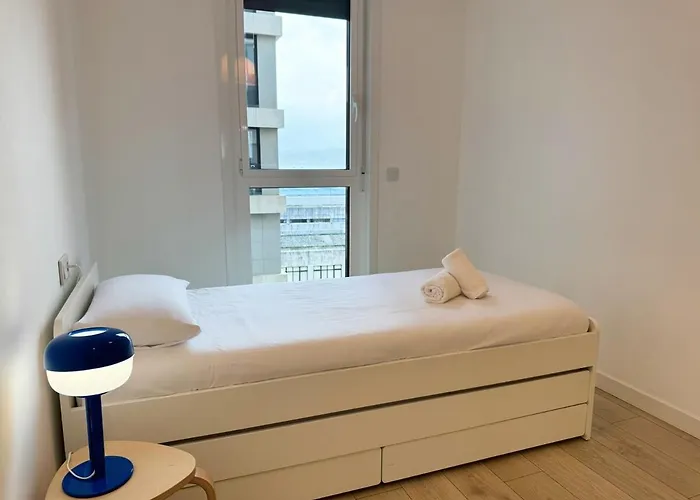 Ocean View Balcony - New 3bed 6pax Apartman